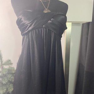 LAURA Black Scrapples dress